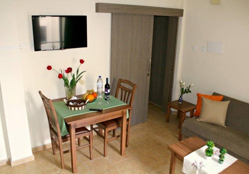 Maria Zintili Apartments Айя Напа Екстериор снимка